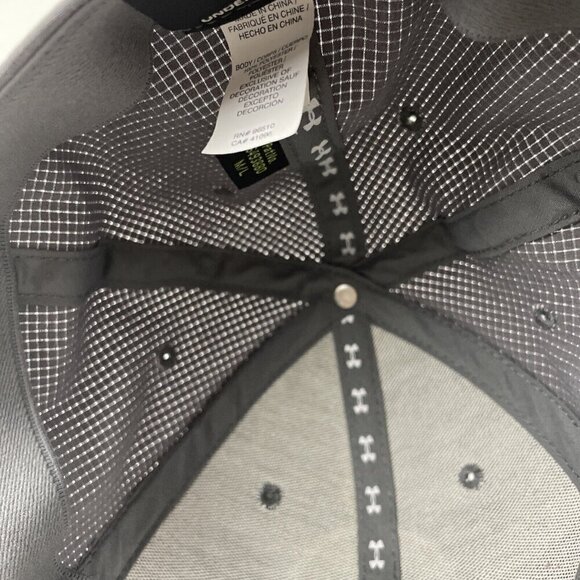 Under Armour UA Golf Hat Gray Lightweight Stretch Fitted M/L Golf White Logo - Picture 10 of 11